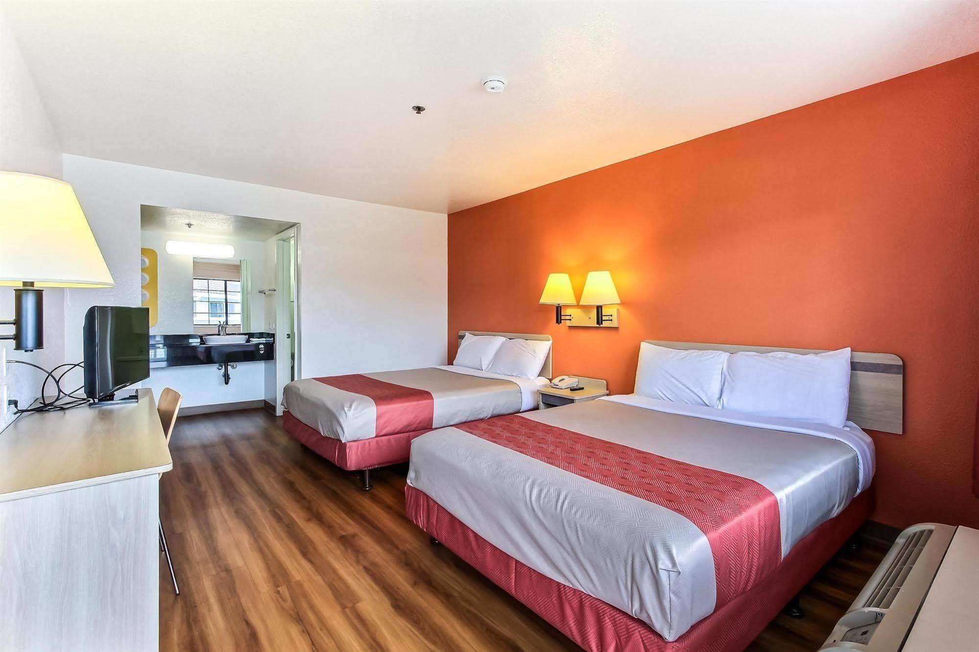 Motel 6-Salinas, Ca - North Monterey Area Εξωτερικό φωτογραφία
