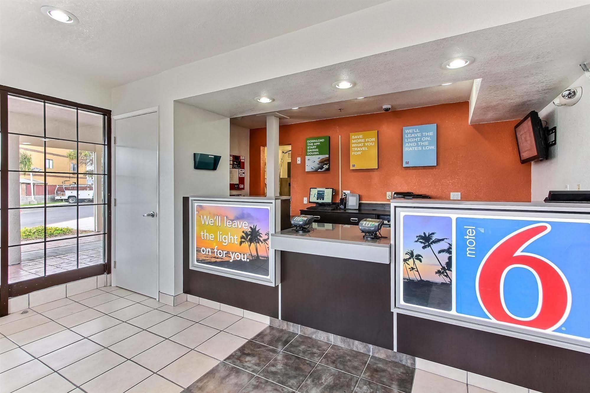 Motel 6-Salinas, Ca - North Monterey Area Εξωτερικό φωτογραφία